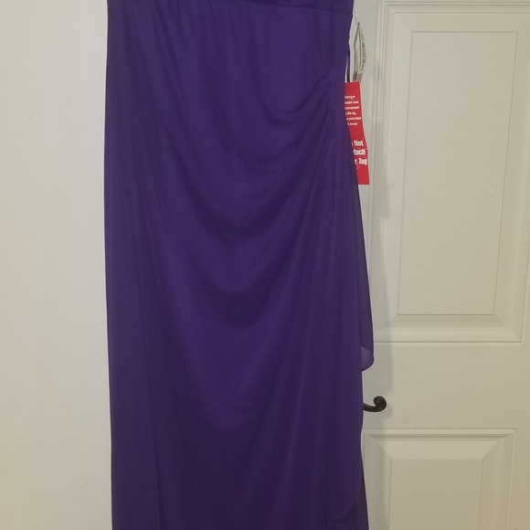 Prom/ Evening Gown - Picture 2 of 5